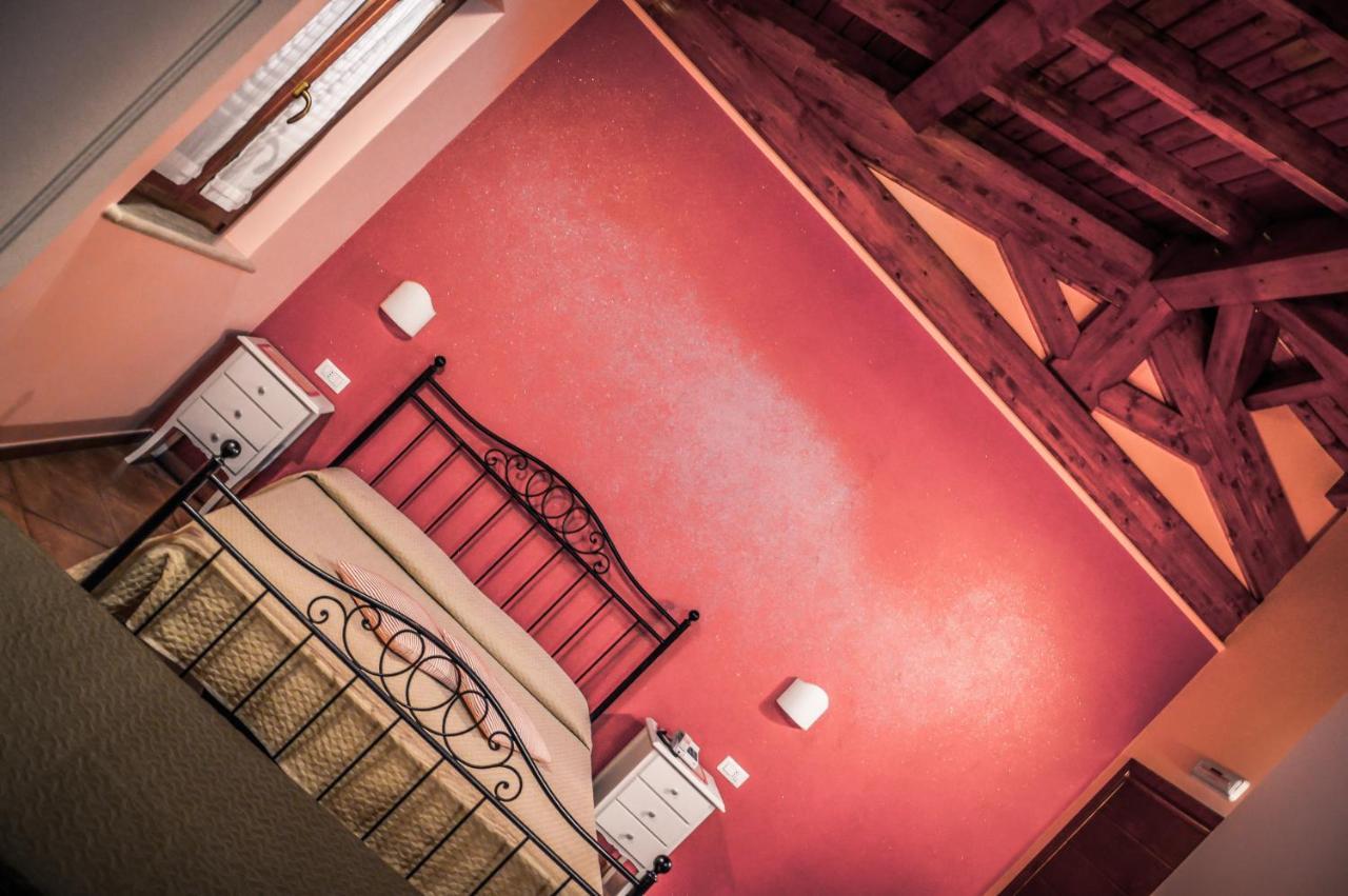 Agriturismo Ciociaro " Il Colle " Hotel Ristorante Ceprano Eksteriør bilde