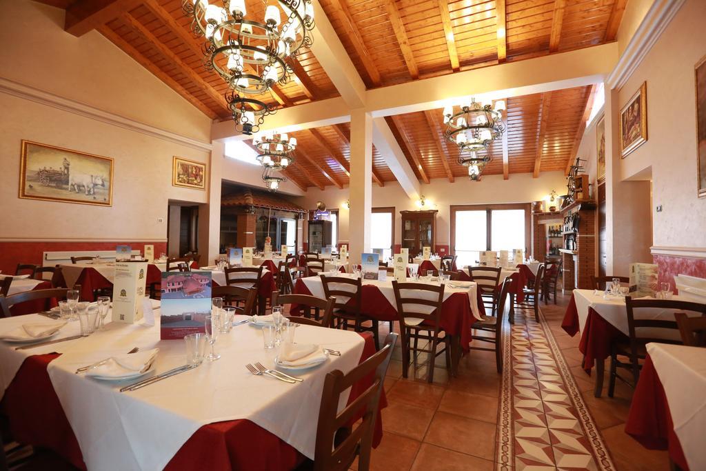 Agriturismo Ciociaro " Il Colle " Hotel Ristorante Ceprano Eksteriør bilde